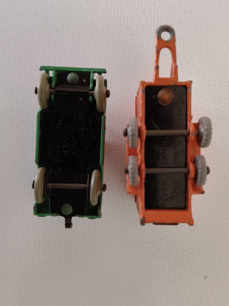 Dinky Dublo # 073 Land Rover/Smiths Horse Trailer Carousel 13