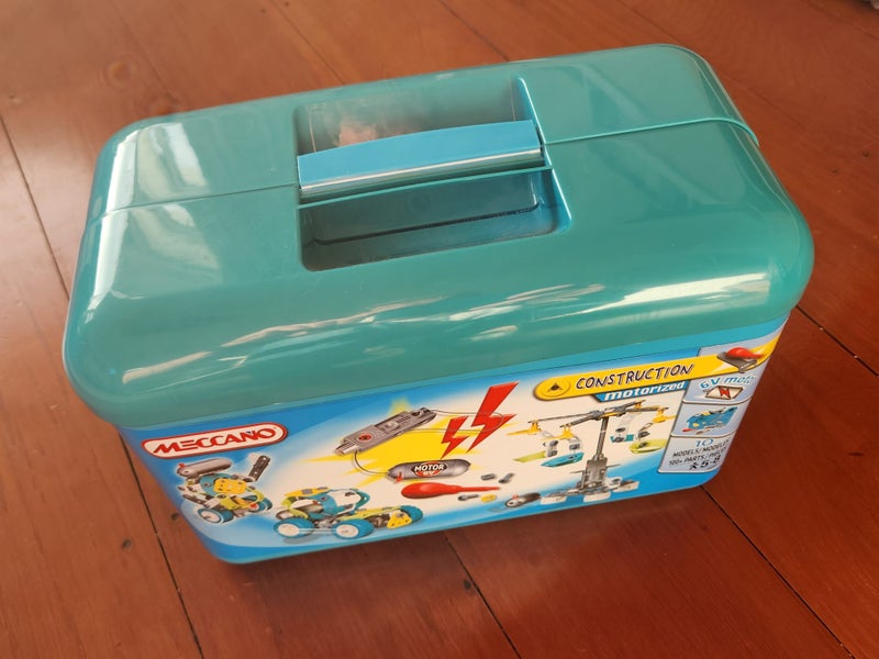 Meccano motorised construction set Carousel 2