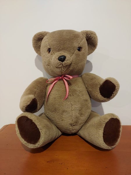 Harrisons Heritage Teddy Bear - collectable heirloom Carousel 1