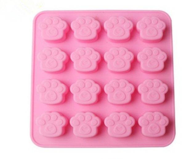 Cat claw silicone chocolate mold Carousel 1
