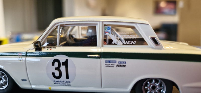 Lotus Cortina Reveal, 08376 Carousel 2