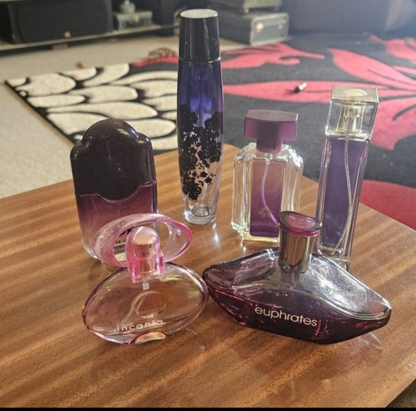 Collection Of Purfume Bottles Carousel 2