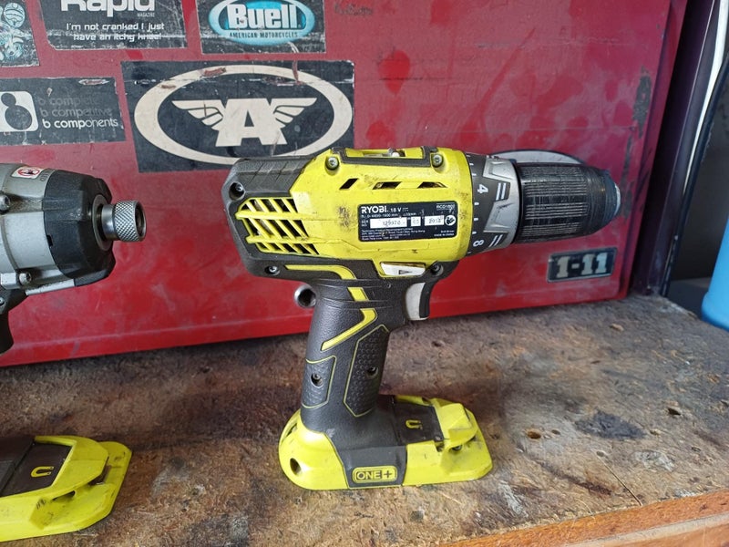 Ryobi drill and impact gun. Carousel 3