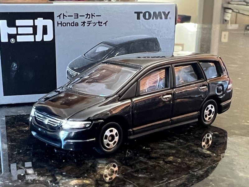 Tomica Honda Odyssey 1/64 Rare Carousel 1