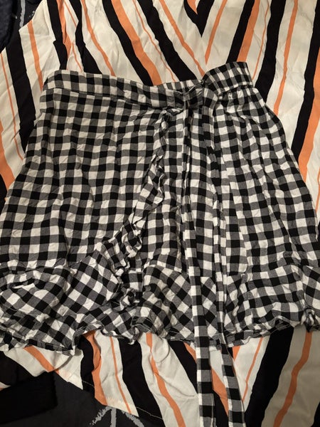 Small size womenswear bundle. Carousel 2
