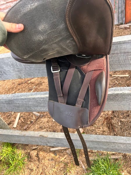 Near New Wintec Dressage Show Saddle 16”62863239929345114