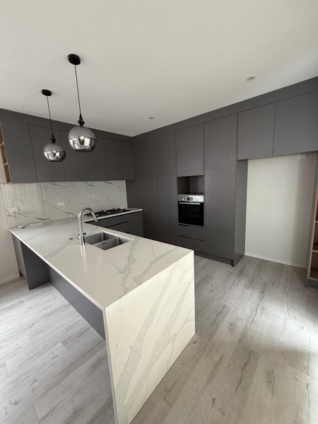 Near New Kitchen Carousel 2