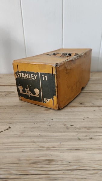 Stanley 71 router in box Carousel 1