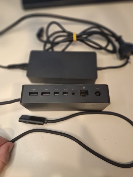 $1 R: Microsoft Surface Dock Model 1661 – BUY NOW FREE SHIPPING Carousel 1