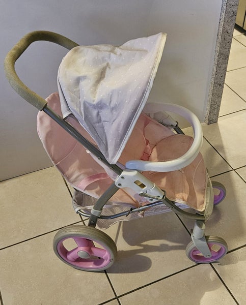 Dolls pram Carousel 1