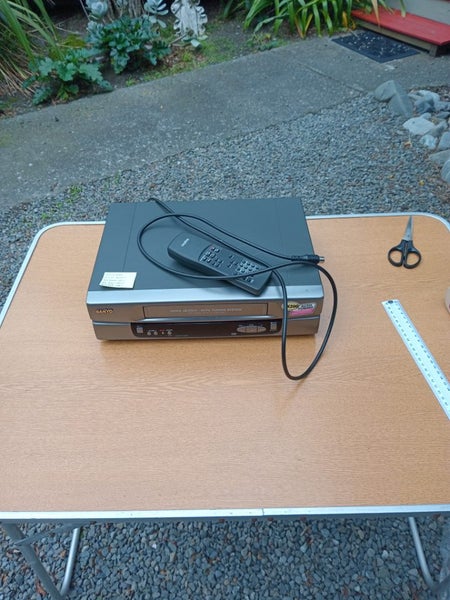 Sanyo VHS Player A/F Carousel 2