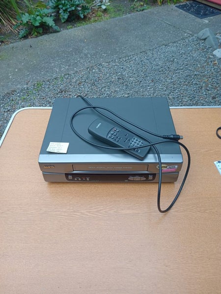 Sanyo VHS Player A/F Carousel 1