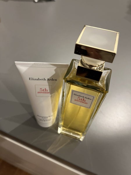 5TH AVENUE PERFUME & BIDY LOTION Carousel 1