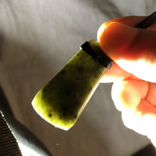 CRAZY 1 DAY AUCTION: 3.9cm Greenstone Toki, $1 Reserve Carousel 2