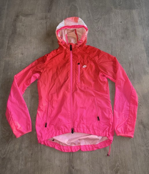 NIKE Windproof JACKET size S Carousel 1