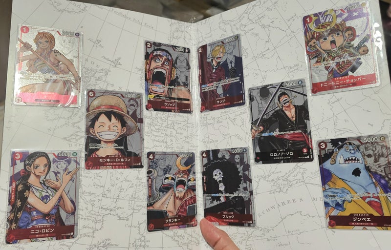 One Piece Card Game - 25th Anniversary Limited Premium Card Collection Binder Carousel 5
