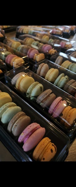 Macarons Carousel 5