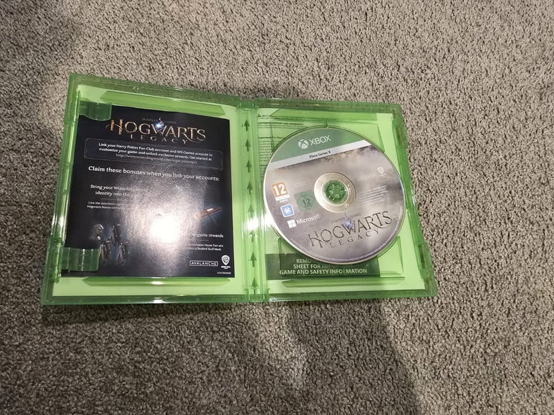 Hogwarts Legacy - Xbox Series X Carousel 2