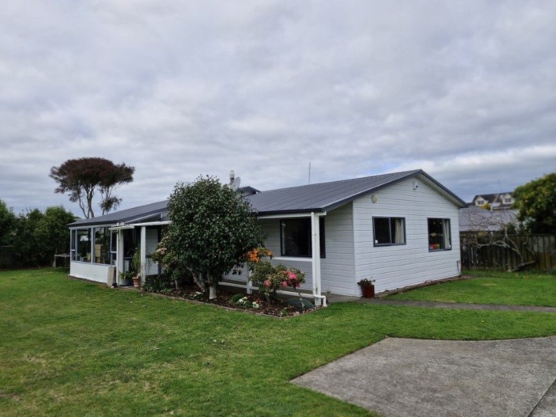 Image 1 of 6