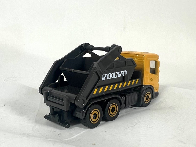 Volvo Construction Site Vehicles. Set of 3 Diecast Models. Carousel 15