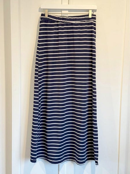 Navy Blue and White Striped Midi / Maxi Skirt - Size 8 Carousel 1