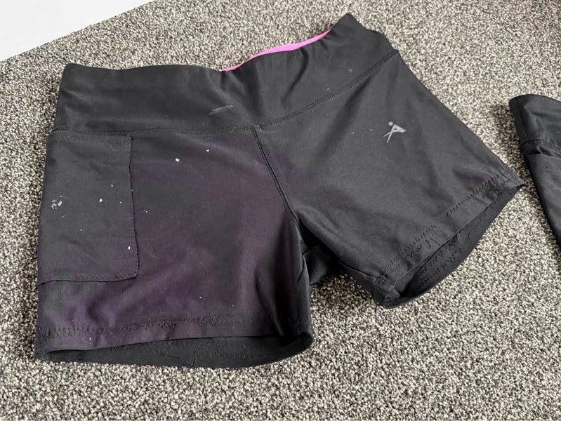2X Pairs Work Out / Bike Shorts - M Carousel 2