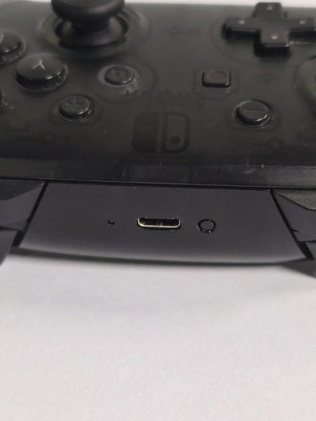 Nintendo Switch Controller HAC-013 Carousel 2