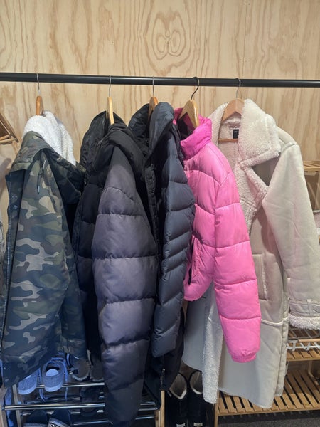 Jackets Bulk Buy - Huffer Volcom Macpac Carousel 1