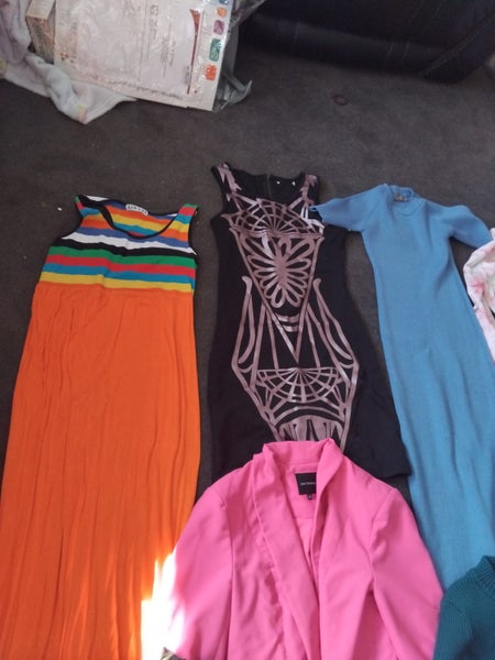 Woman's dresses, jackets and winter cardigans Carousel 2