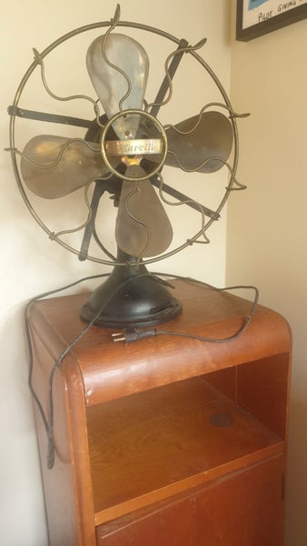 "Mirelli" Fan Vintage Carousel 1