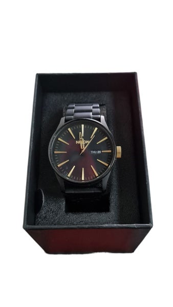 NIXON WATCH (NEVER BE LATE) Carousel 1