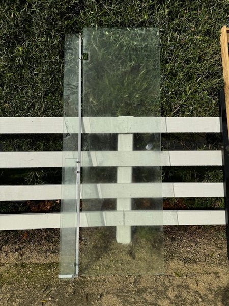 Shower Glass and Fittings62952855320707111
