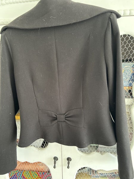 Ladies Black jacket Carousel 2