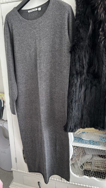 Country Road Dress & Faux Fur Vest Carousel 1
