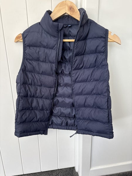 Boys UniQlo gilet Carousel 1