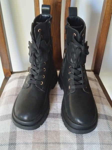Women's Combat Boots Carousel 2