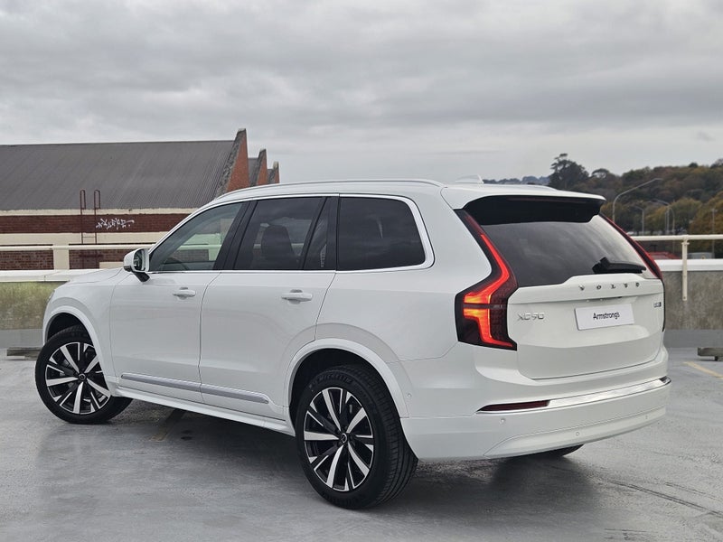 2025 Volvo XC90 B5 Ultra Bright62863264975106114