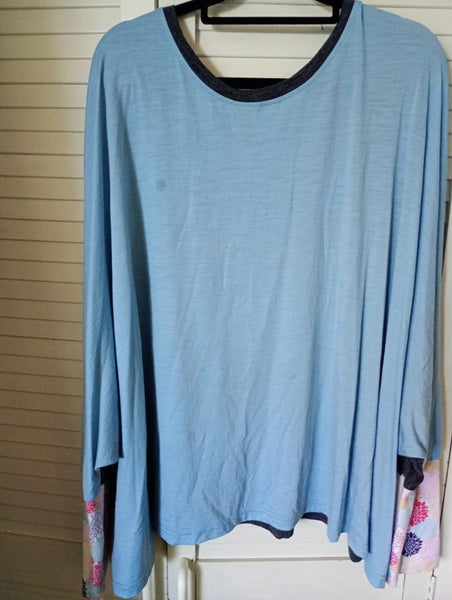Woolen batwing jumper Carousel 1