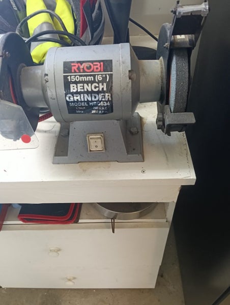Ryobi bench grinder Carousel 1