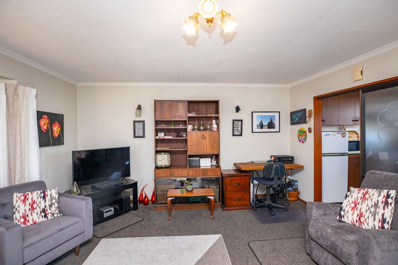 Image 3 of 38