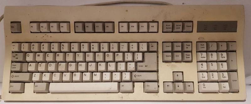 VINTAGE - SUH (SIAM UNITED HI-TECH) KEYBOARD FROM THE MID 1990'S Carousel 1