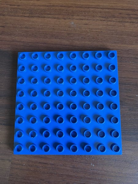 LEGO DUPLO® - 1 blue 8 x 8 stud Building Plate Carousel 1