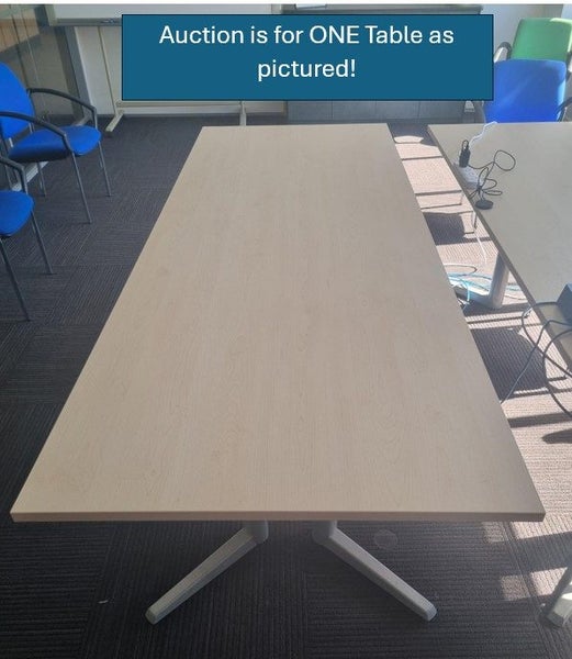 Board Table / Meeting table Carousel 1