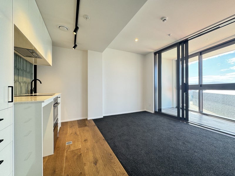 Image 1 of 20