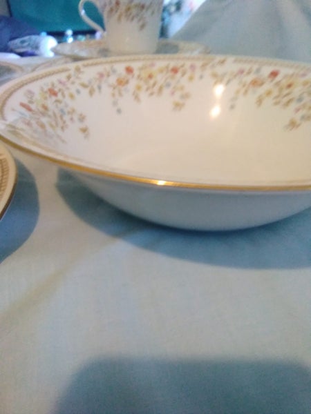 LiLing fine china Carousel 6