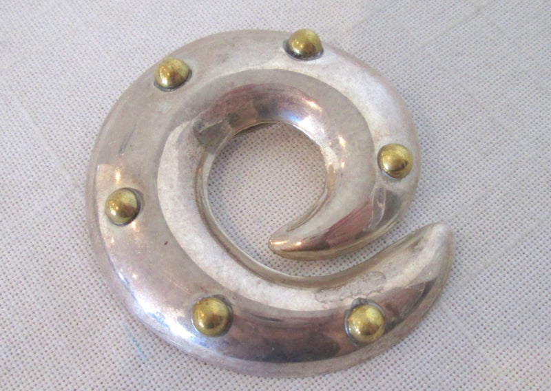 Mexican Silver Brooch Carousel 1