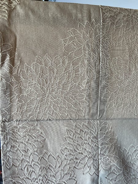 Roman Blind Carousel 1