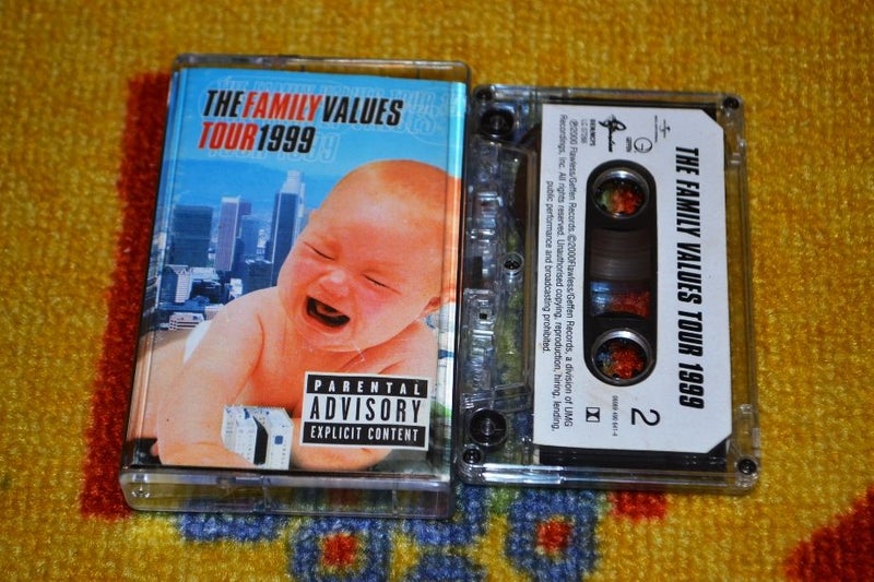 THE FAMILY VALUES TOUR '99 CASSETTE TAPE Carousel 2