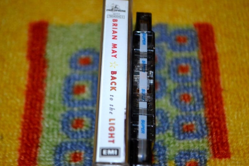 BRIAN MAY Back To The Light CASSETTE TAPE Carousel 4
