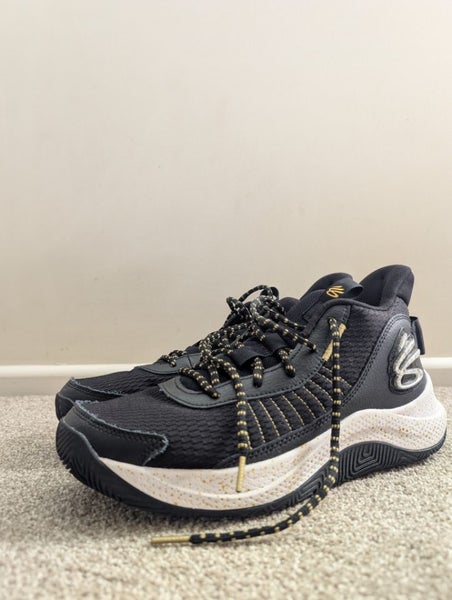 Under Armour Curry 11's Carousel 1